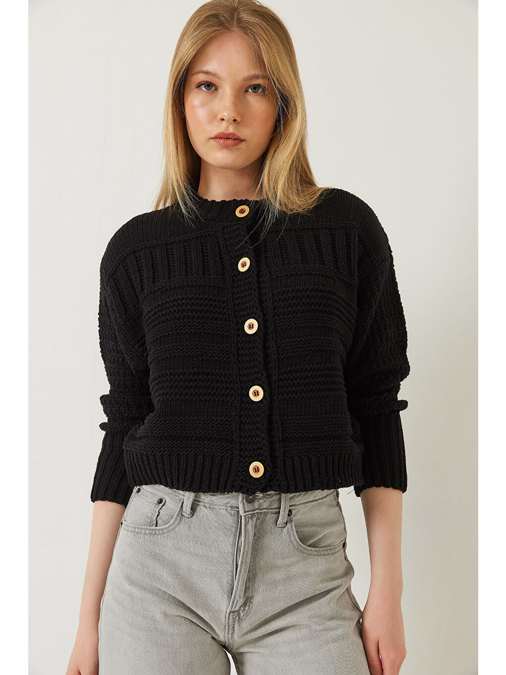 Siyah Kadın Düğmeli Desenli Triko Hırka-3