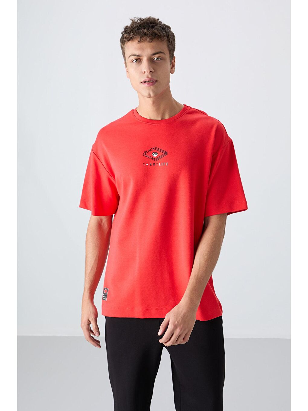 TOMMYLIFE Kırmızı Fiesta Pamuklu Kalın Yumuşak Dokulu Oversize Fit Baskılı Erkek T-Shirt - 88325