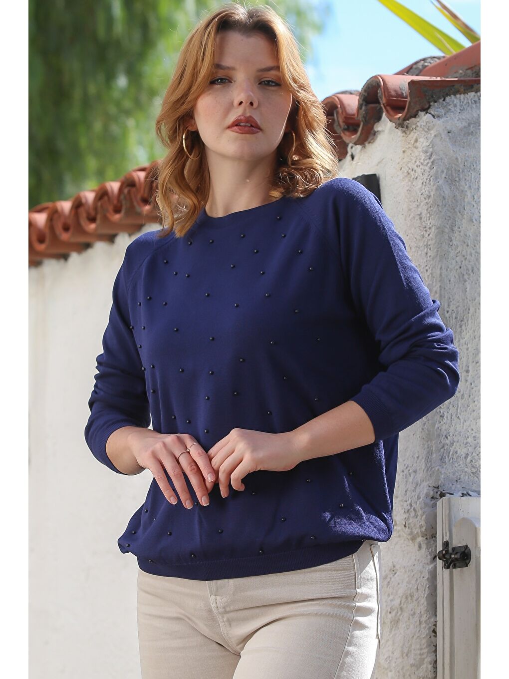 Lacivert Yuvarlak Yaka Uzun Kol İnce Boncuklu Triko Bluz 68 66