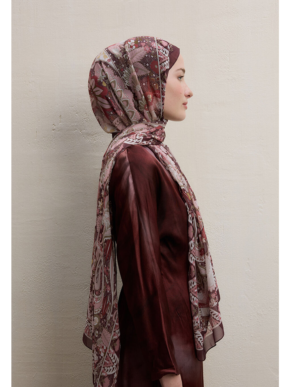 Verona Desen İpek Krep Şal Bordo-2