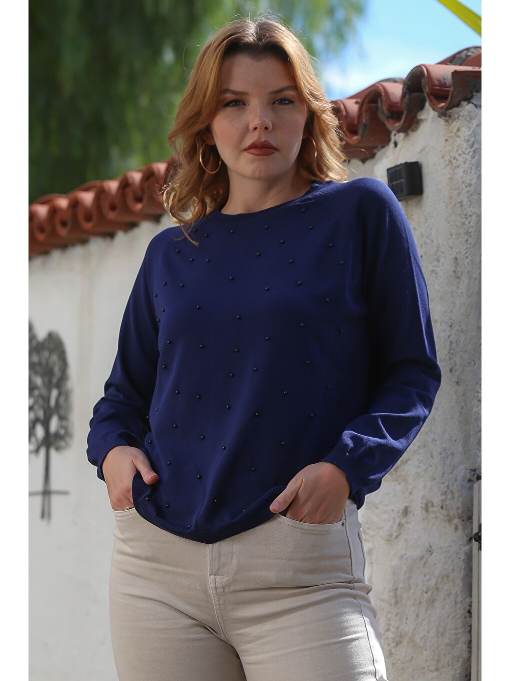 Lacivert Yuvarlak Yaka Uzun Kol İnce Boncuklu Triko Bluz 68 66-3