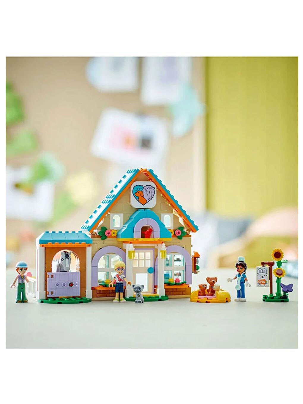 Friends At ve Evcil Hayvan Veteriner Kliniği 42651-5