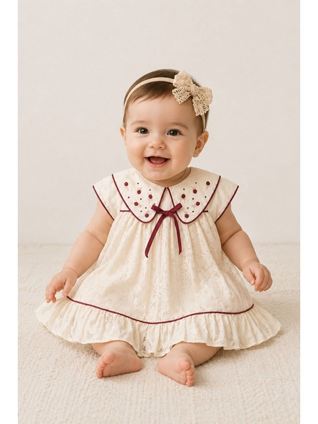 Ekru Kız Bebek Bordo Detaylı Fisto Nakışlı Vintage Elbise Ve Bandana Takımı