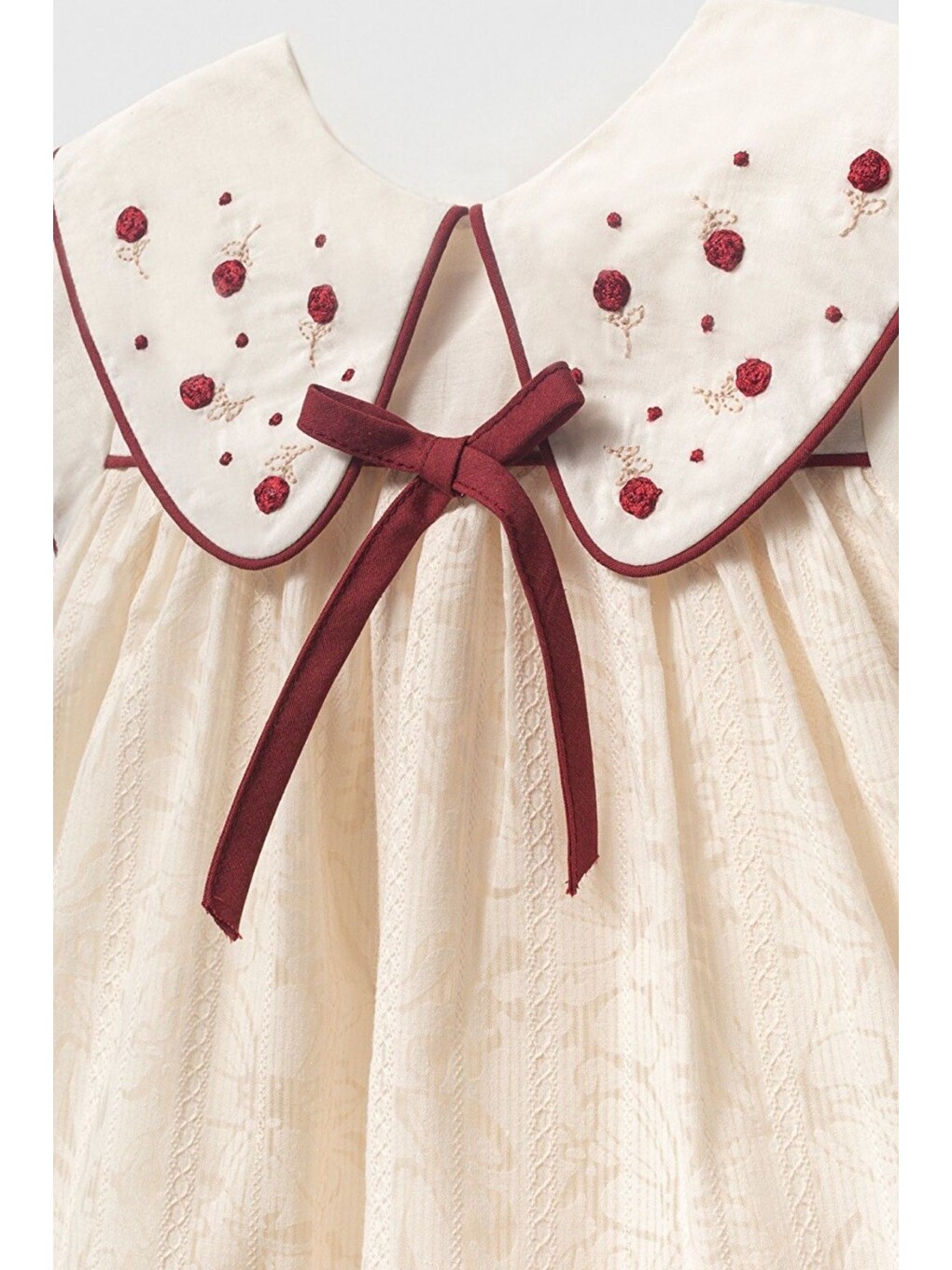 Ekru Kız Bebek Bordo Detaylı Fisto Nakışlı Vintage Elbise Ve Bandana Takımı-4