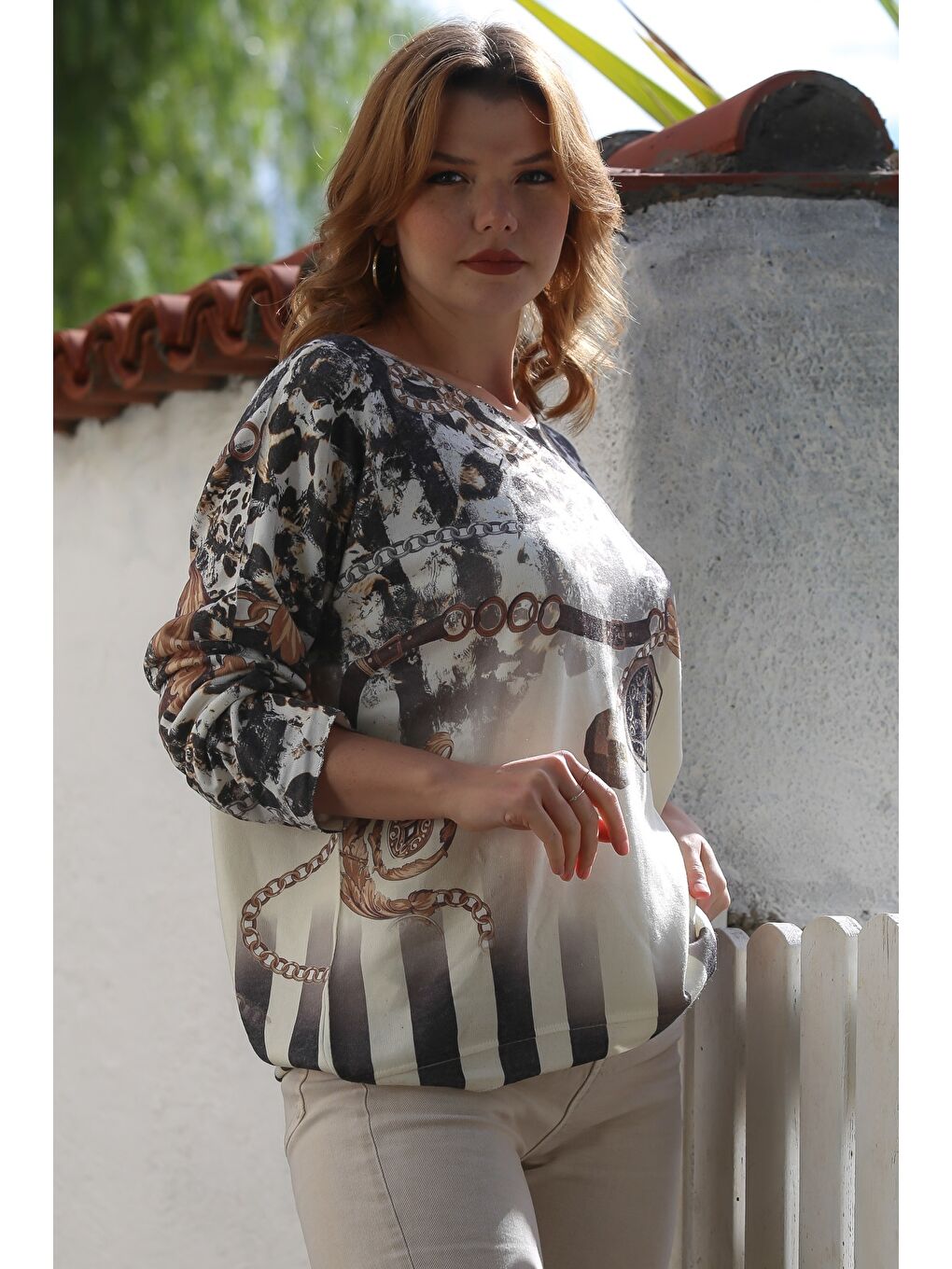 İtalyan Bej Havuz Yaka Uzun Kol Dijital Baskılı Casual Triko Bluz 75 68-2