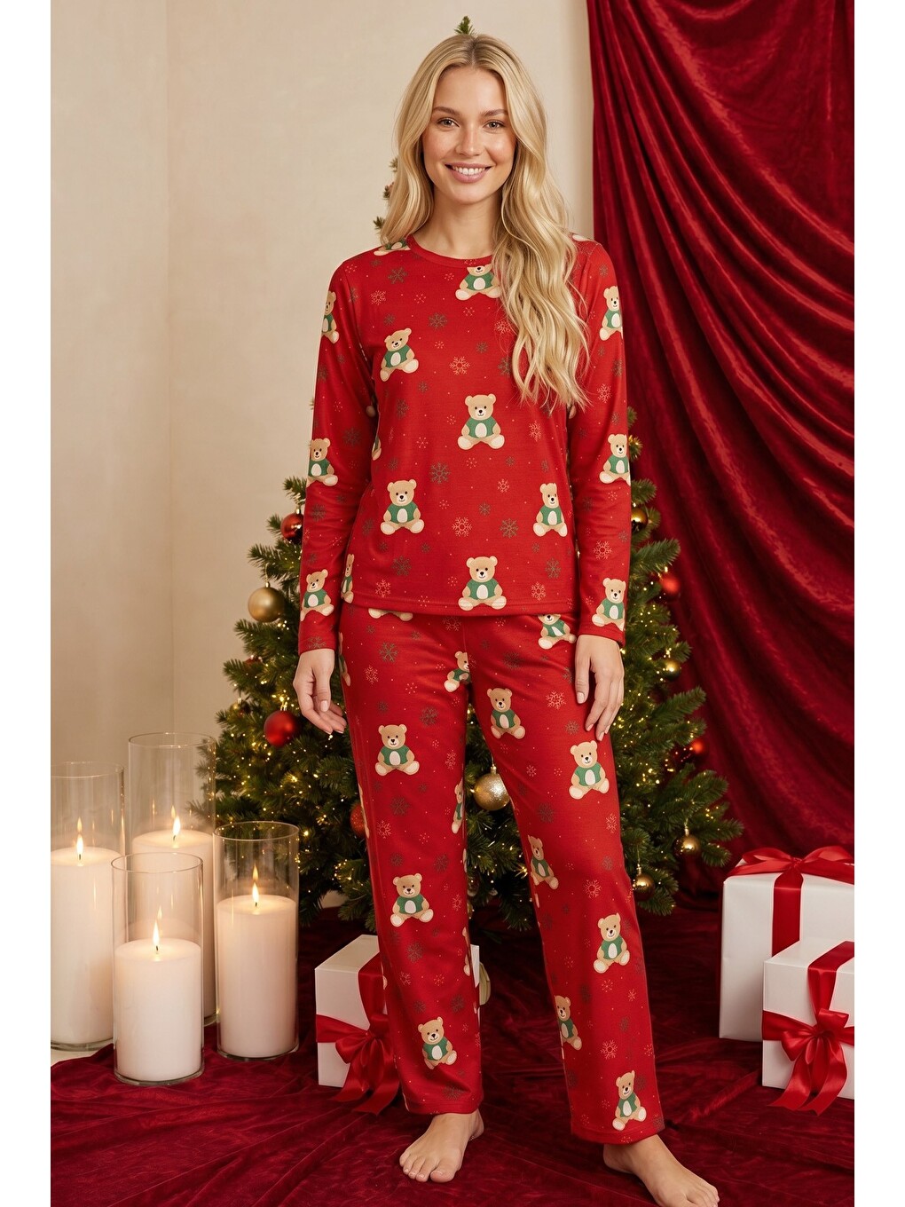 Kırmızı Yılbaşı Temalı Desenli Termal Kumaşlı Ultra Soft Yumuşak Örme Pijama Takımı-1
