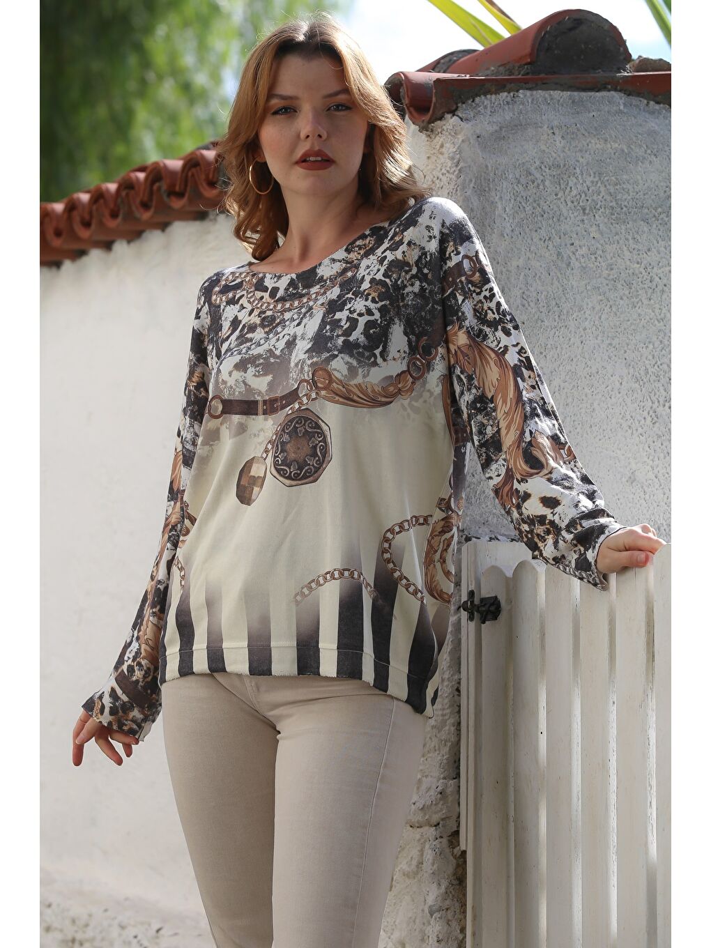 İtalyan Bej Havuz Yaka Uzun Kol Dijital Baskılı Casual Triko Bluz 75 68-4