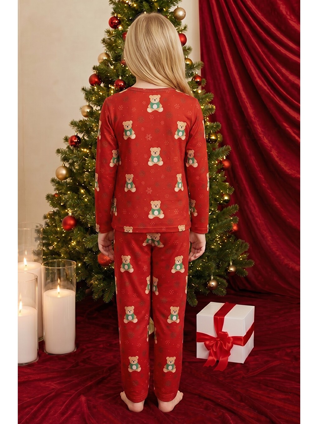 Kırmızı Yılbaşı Temalı Desenli Termal Kumaşlı Ultra Soft Yumuşak Örme Pijama Takımı-4