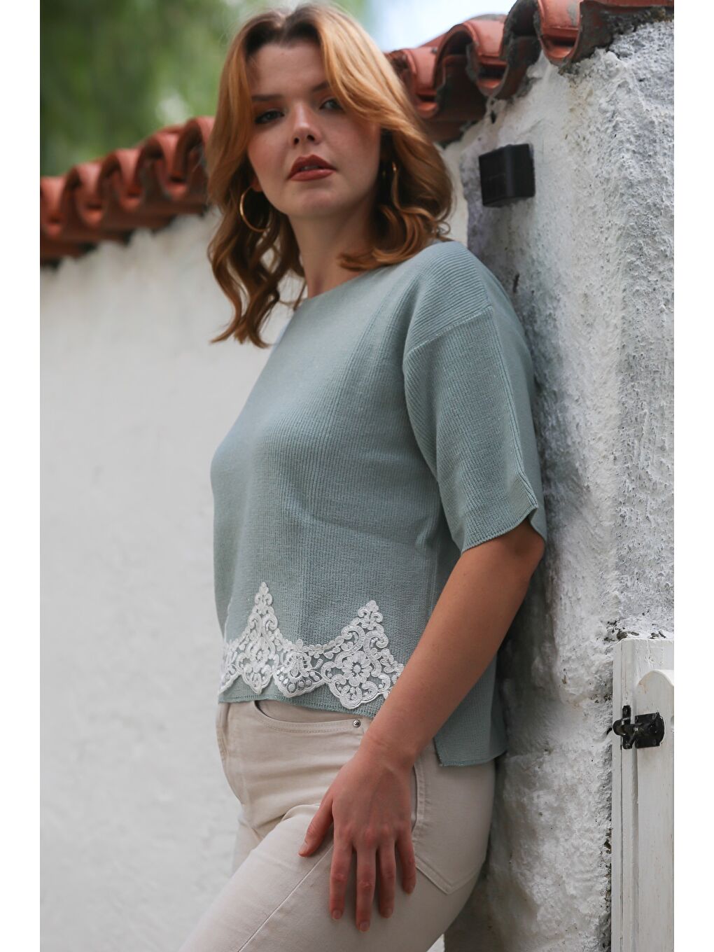 Yeşil Mint Yuvarlak Yaka Kısa Kol Dantelli Triko Bluz 64 57-5