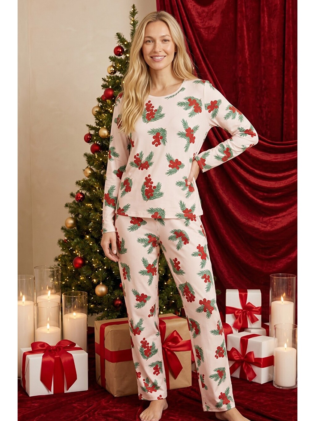 Pembe Yılbaşı Temalı Desenli Termal Kumaşlı Ultra Soft Yumuşak Örme Pijama Takımı-1