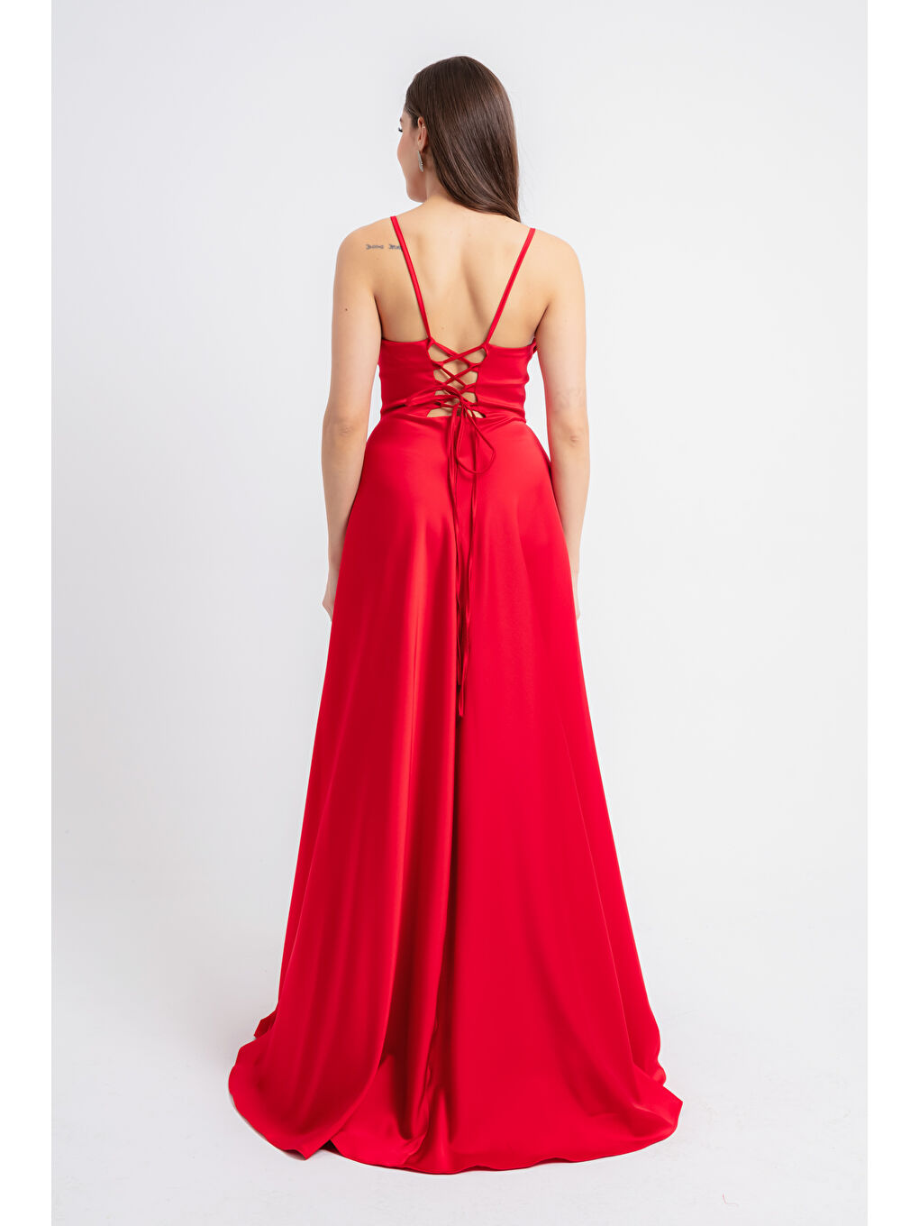 Kadın Kırmızı İnce Askılı Sırt İp Bağlama Detaylı Abiye-4