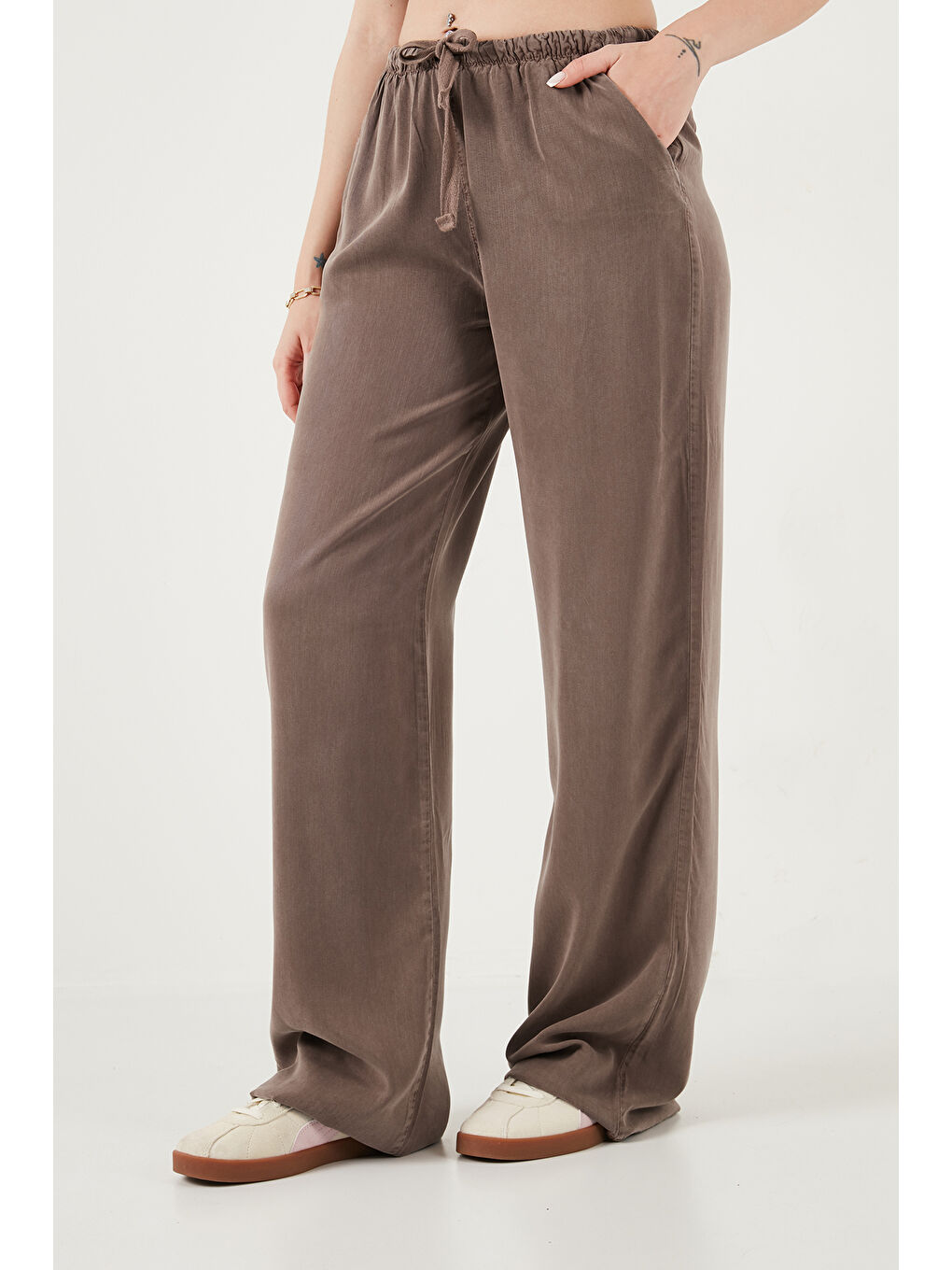 Kahverengi Wide Leg Yüksek Bel Geniş Paça Kadın Pantolon 668YP5424-5