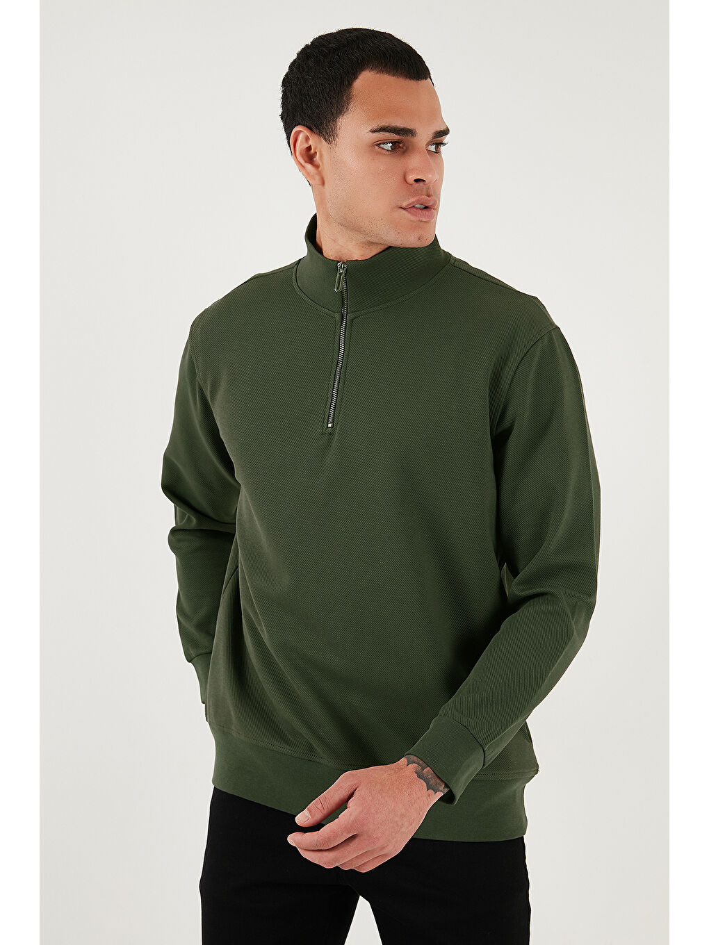 Haki Pamuklu Regular Fit Yarım Fermuarlı Dik Yaka Sweat 5905470-2