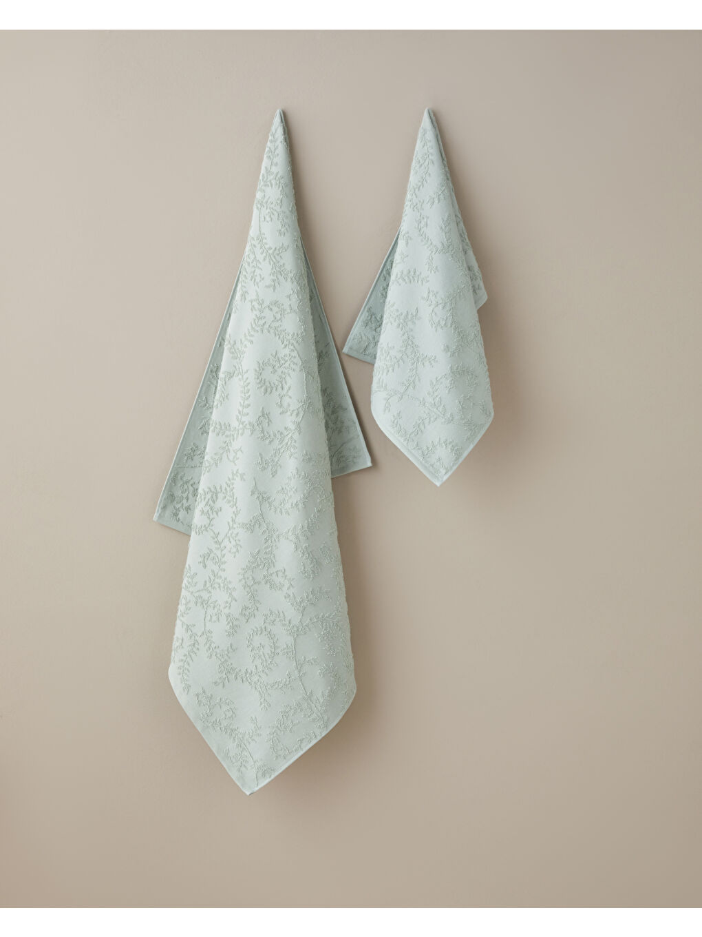 Leafy Touch Pamuk Jakarlı Yüz Havlusu 50x80 cm Yeşil-2