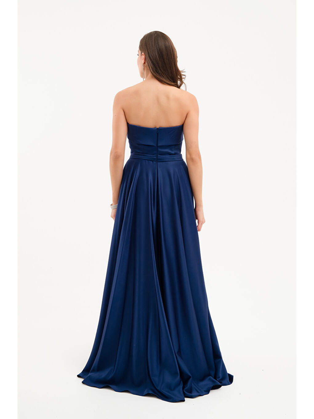 Kadın Lacivert Straplez Saten Kloş Abiye Elbise-4