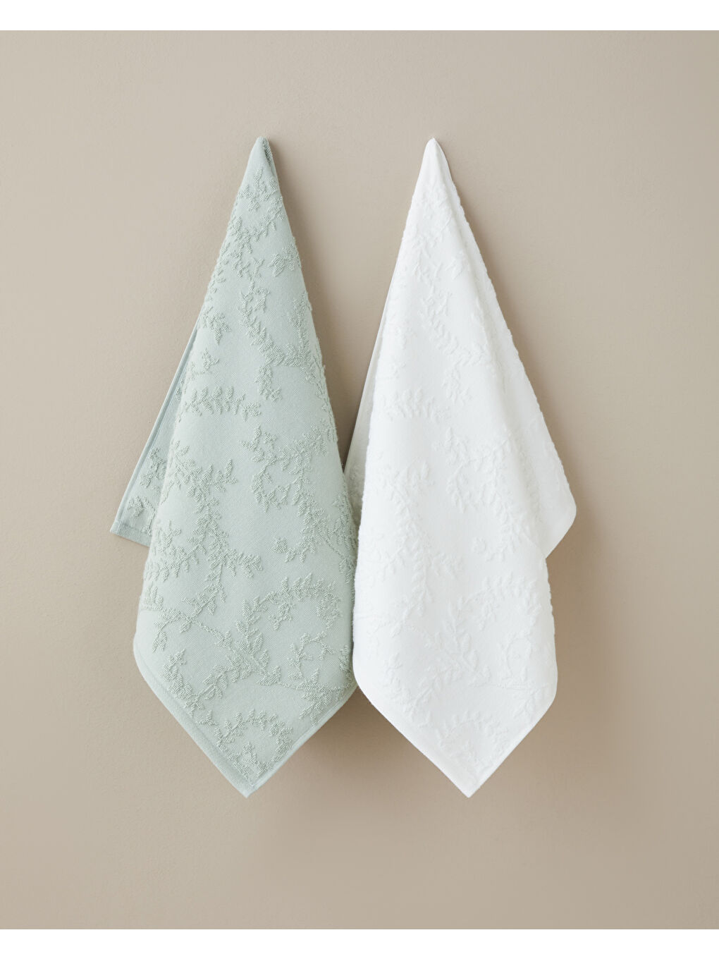 Leafy Touch Pamuk Jakarlı Yüz Havlusu 50x80 cm Yeşil-3