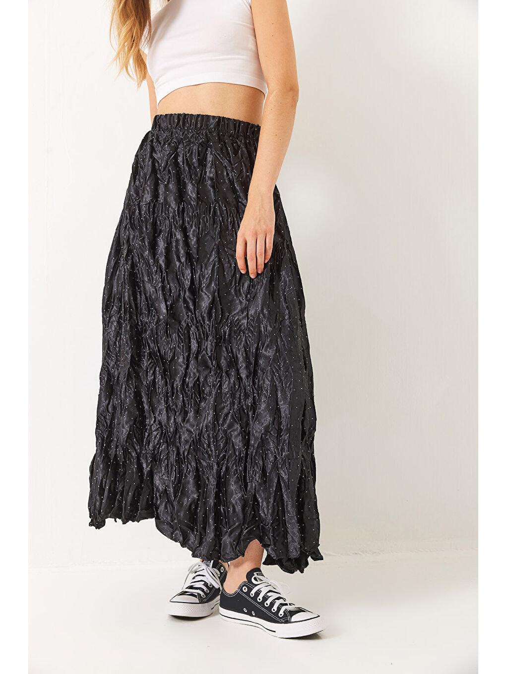 Siyah Kadın Beli Lastikli Taşlı Kraş Saten Etek-4