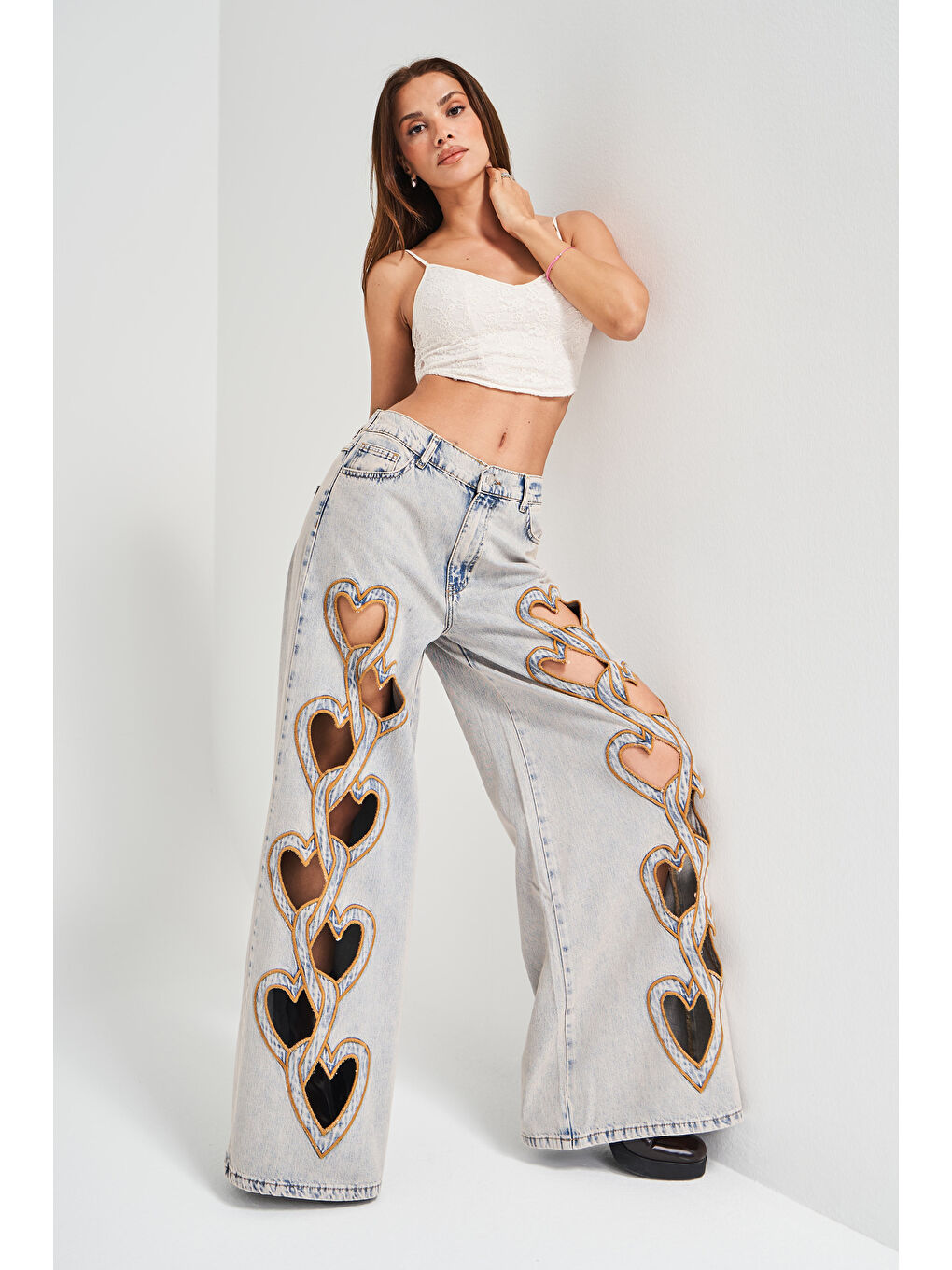 Mavi Kadın Jean Rengi Kalp Nakışlı Özel Tasarım Palazzo Fit Orta Bel Denim Jean-3