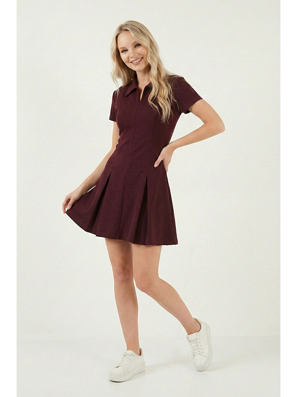 Bordo Fitted Fit Klasik Yaka Fermuar Detaylı Pileli Kadın Mini Elbise 5866659-1