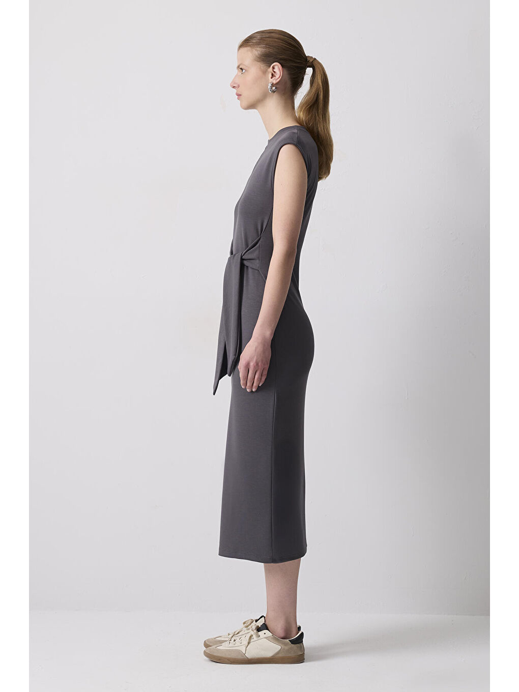 Antrasit Önden Bağlamalı Kolsuz Basıc Elbise-2