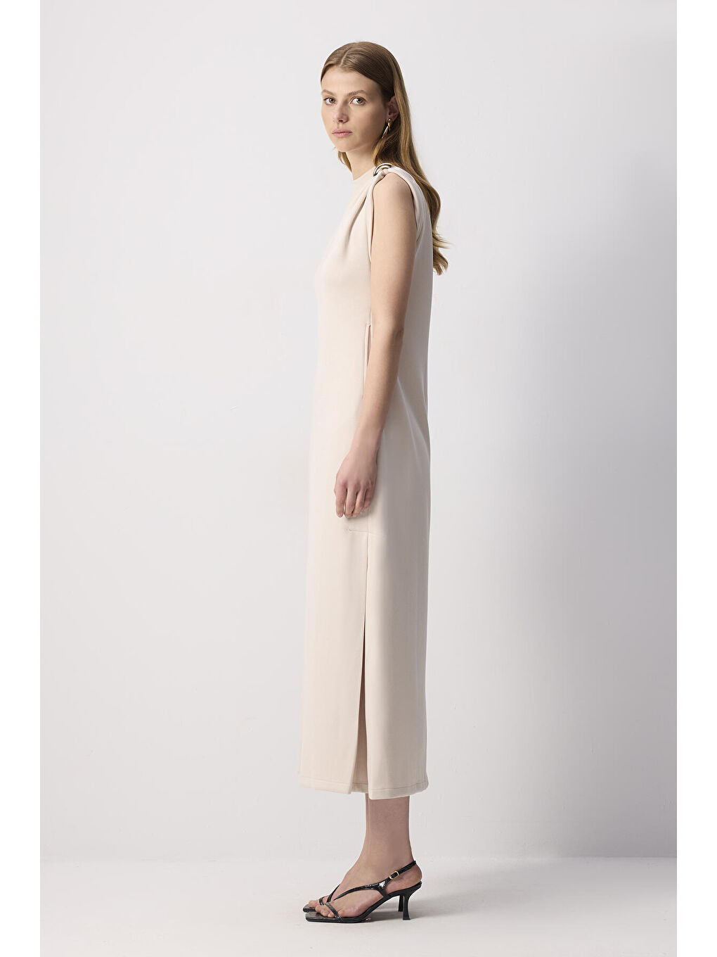 Ekru Metal Aksesuar Detaylı Elbise-2