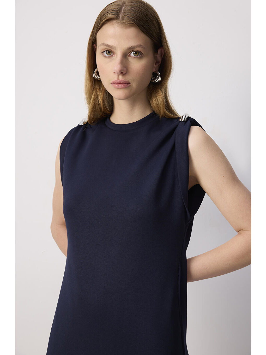 Lacivert Metal Aksesuar Detaylı Elbise-1