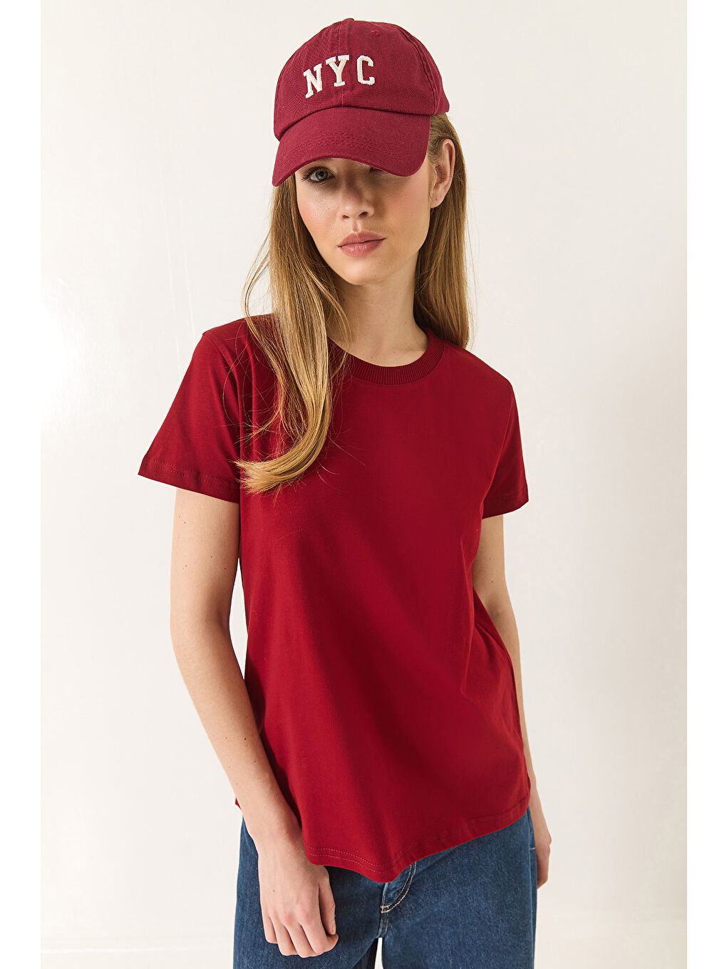 Bordo Kadın % Organik Pamuklu Comfort Fit Arkası Uzun Basic T-shirt-3
