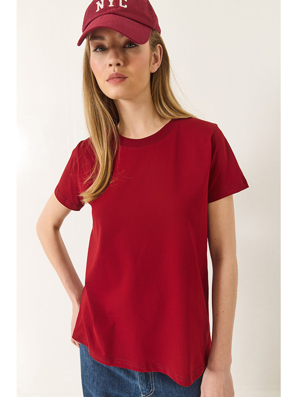 Bordo Kadın % Organik Pamuklu Comfort Fit Arkası Uzun Basic T-shirt-4