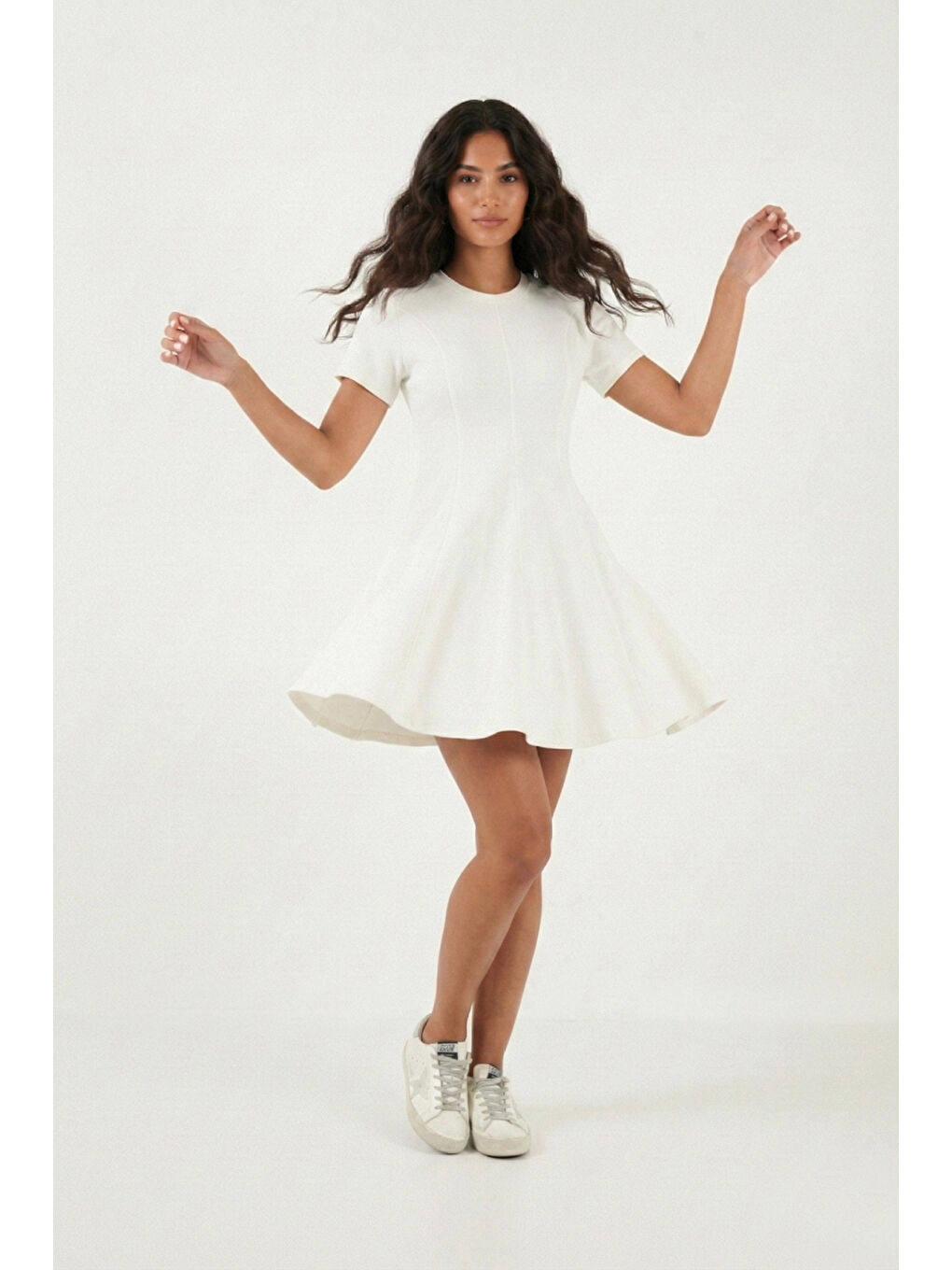 Ekru Regular Fit Bisiklet Yaka Pileli Kadın Mini Elbise 5866342-2