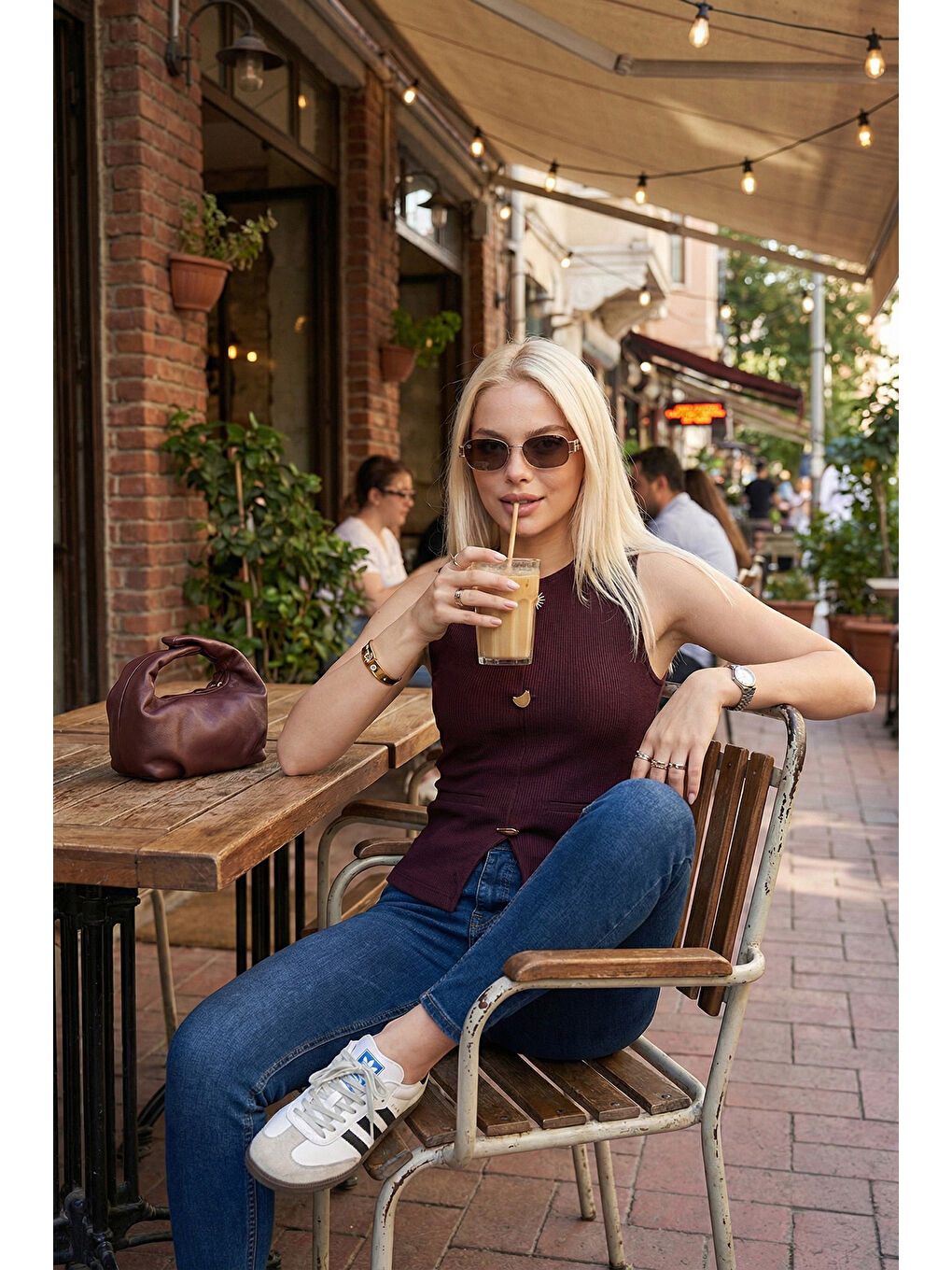 Mürdüm Fittted Fit Bisiklet Yaka Aksesuar Detaylı Kadın Bluz 5866475