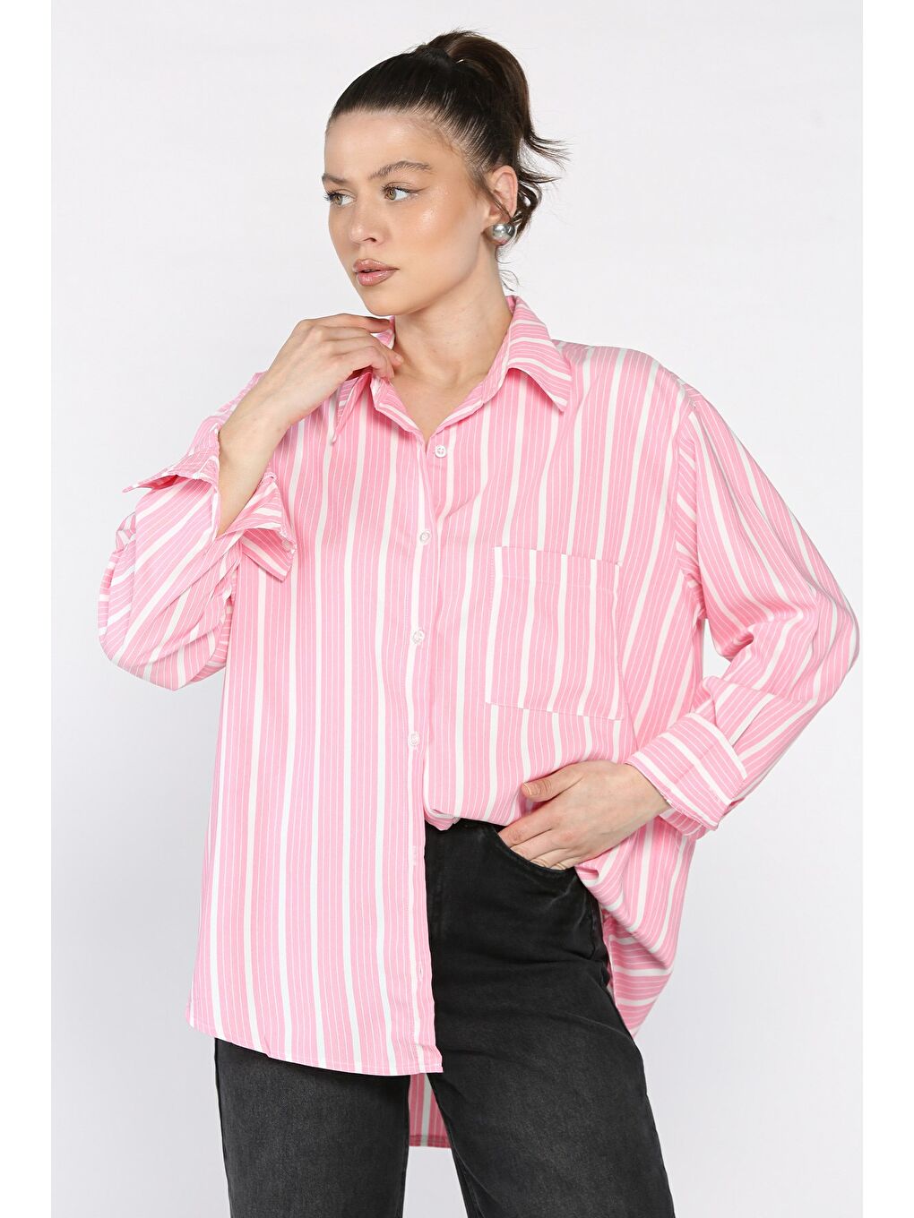 Pembe Kadın Tek Cepli Çizgili Salaş Gömlek