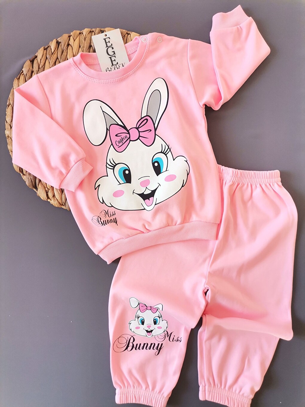 Pembe Kız Bebek Mevsimlik Uzun Kollu Sevimli Tavşan Baskılı Sweathirt Alt Üst Takım