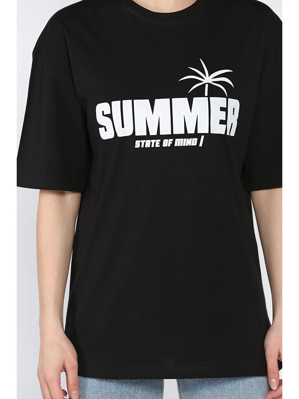 Siyah Bisiklet Yaka Baskılı Kadın Tişört-3