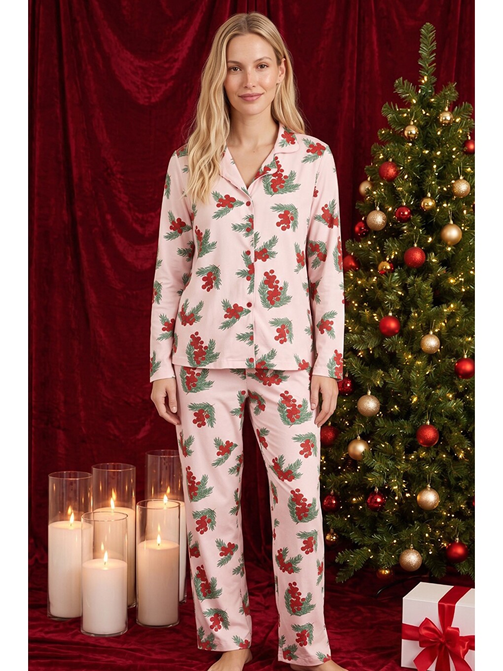 Pembe Yılbaşı Temalı Desenli Termal Kumaşlı Ultra Soft Yumuşak Düğmeli Örme Pijama Takımı-1