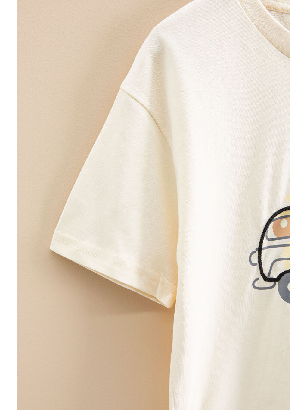Ekru Krem Araba Baskılı Bisiklet Yaka Erkek Çocuk Kısa Kol Tişört 20924-2
