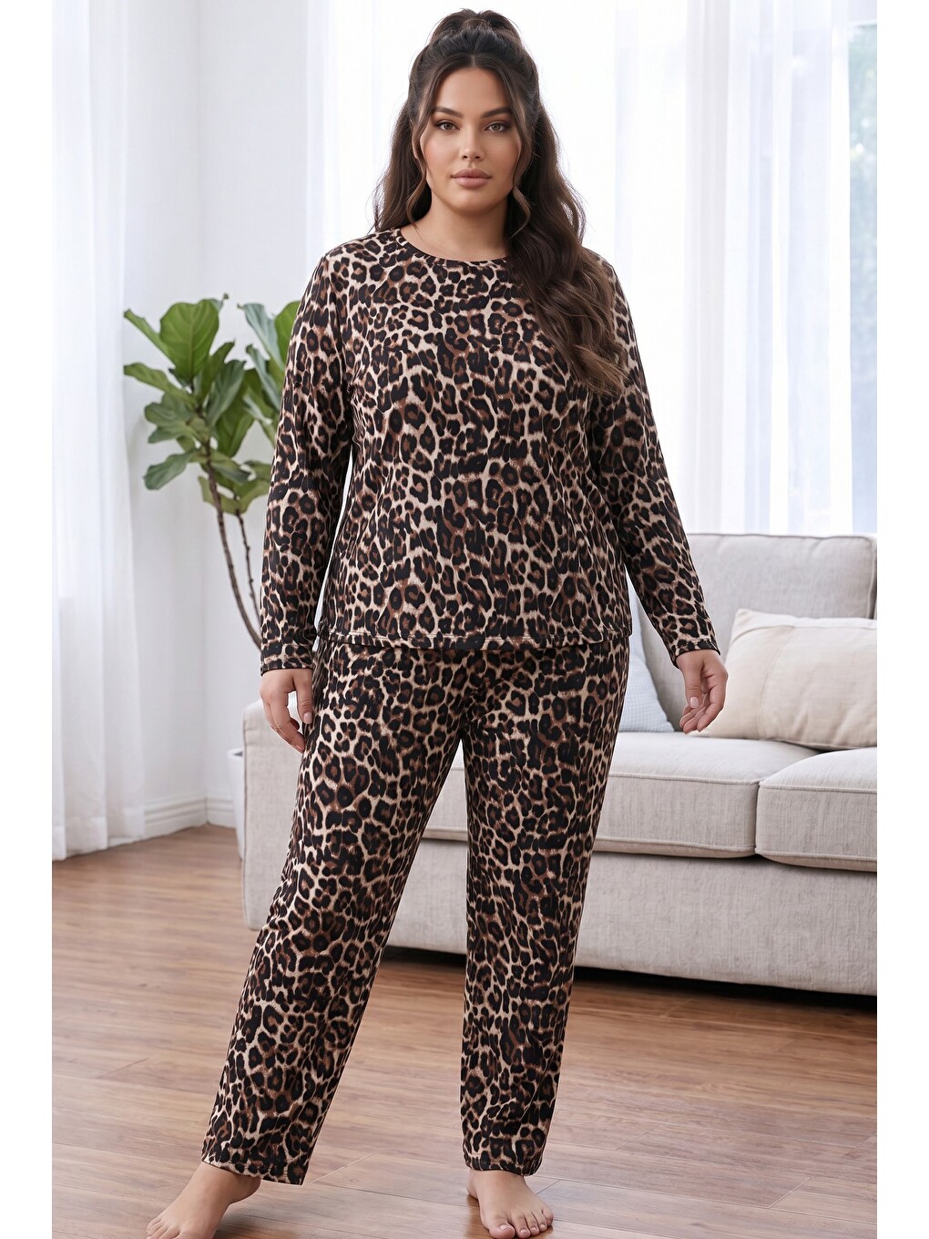 Karışık Leopar Desenli Termal Kumaşlı Ultra Soft Yumuşak Büyük Beden Battal Boy Örme Pijama Takımı-1