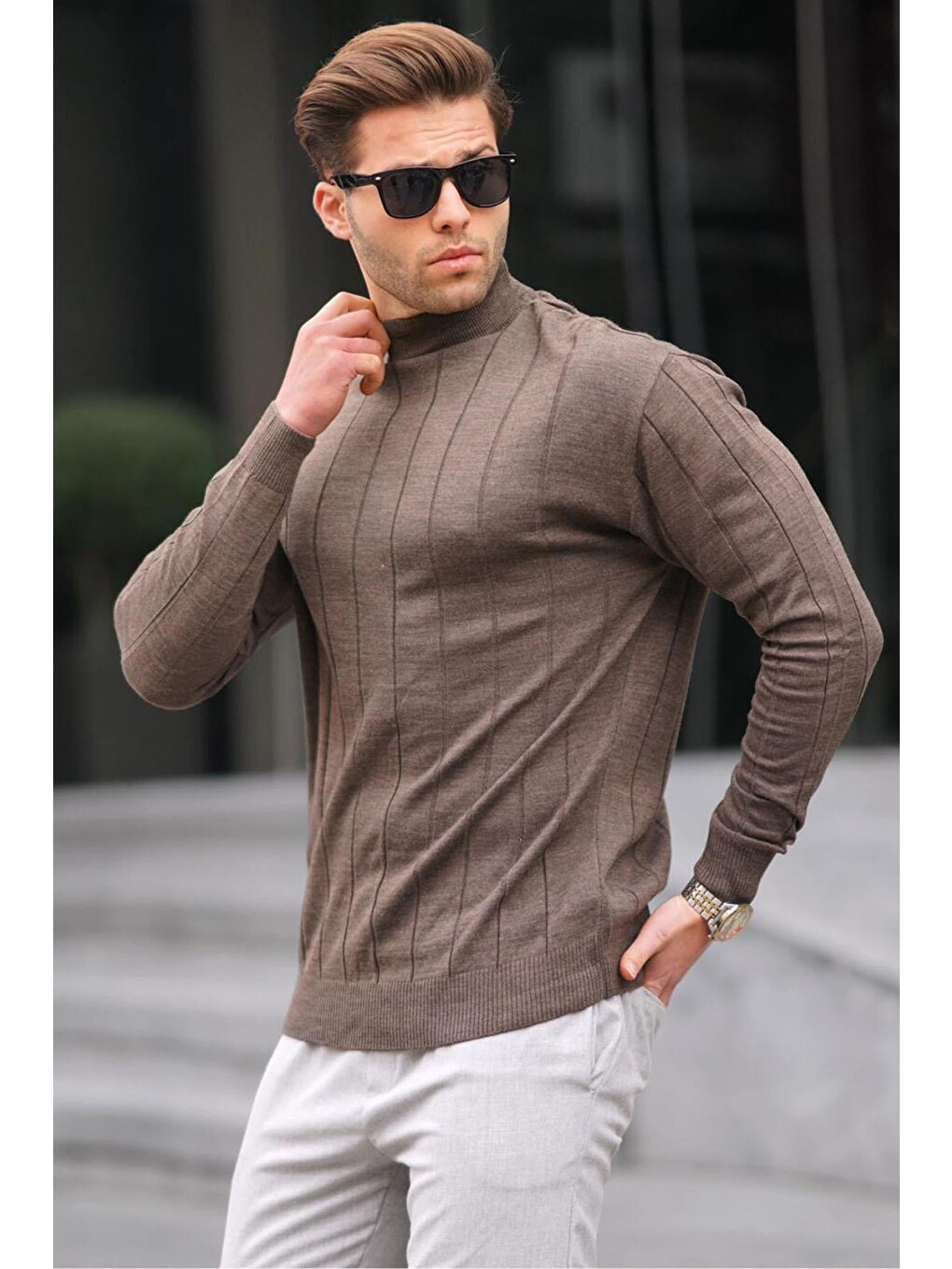 Koyu Kahverengi Slim Fit Yarım Balıkçı Yaka Çizgili Tüylenmeyen Erkek Triko Kazak 6344-1