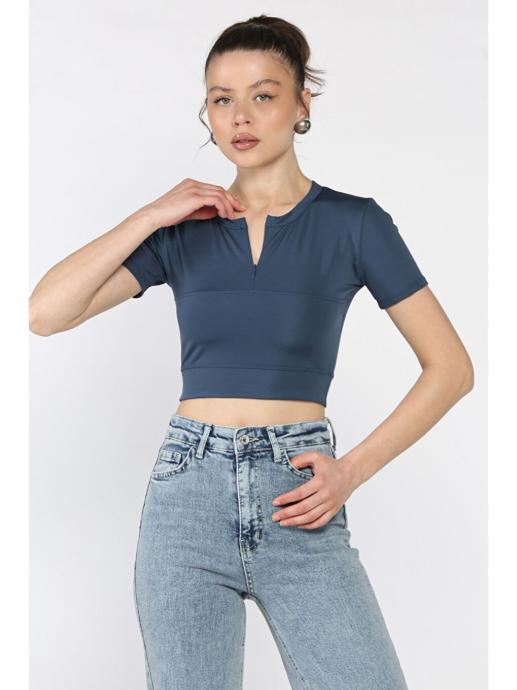 Petrol Kadın Ön Fermuarlı Modal Kumaş Crop Top Bluz-1