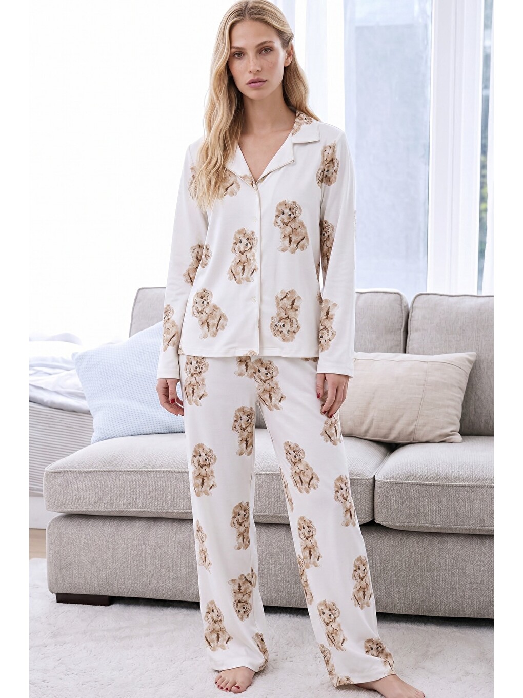 Ekru Desenli Termal Kumaşlı Ultra Soft Yumuşak Düğmeli Örme Pijama Takımı-1
