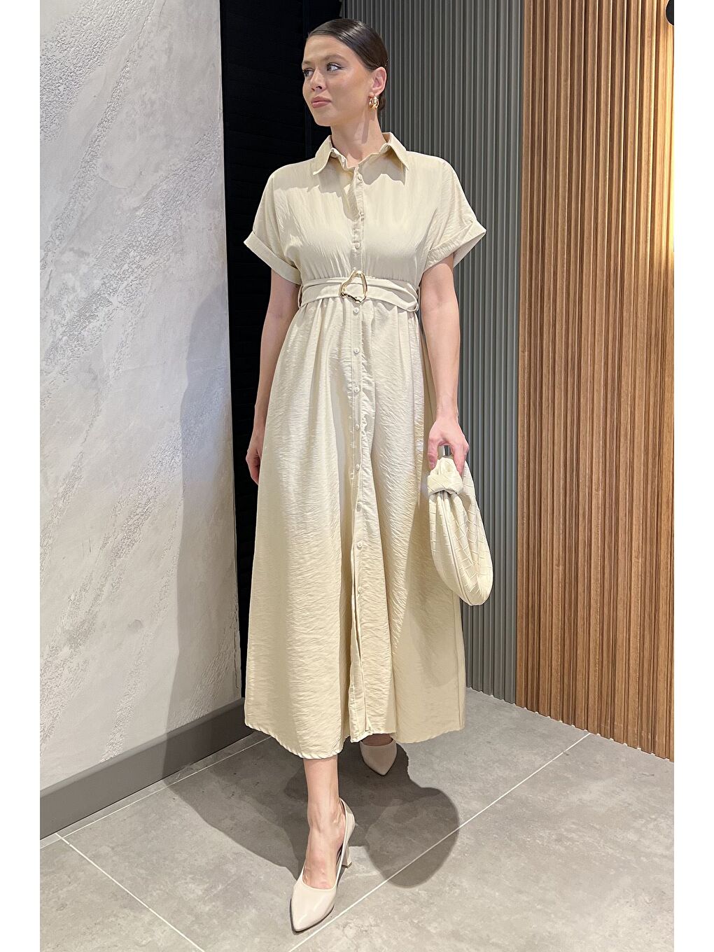 Ekru Boydan Düğmeli Bel Lastikli Kemerli Kısa Kol Elbise-1