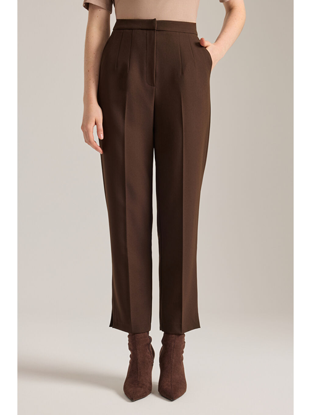 Kahverengi Dokuma Pantolon-2