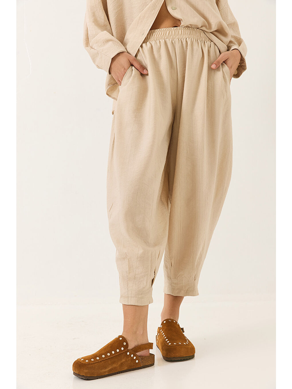 Bej Kadın Yarasa Kol Gömlek Şalvar Pantolonlu Eliza Alt-Üst Takım-3