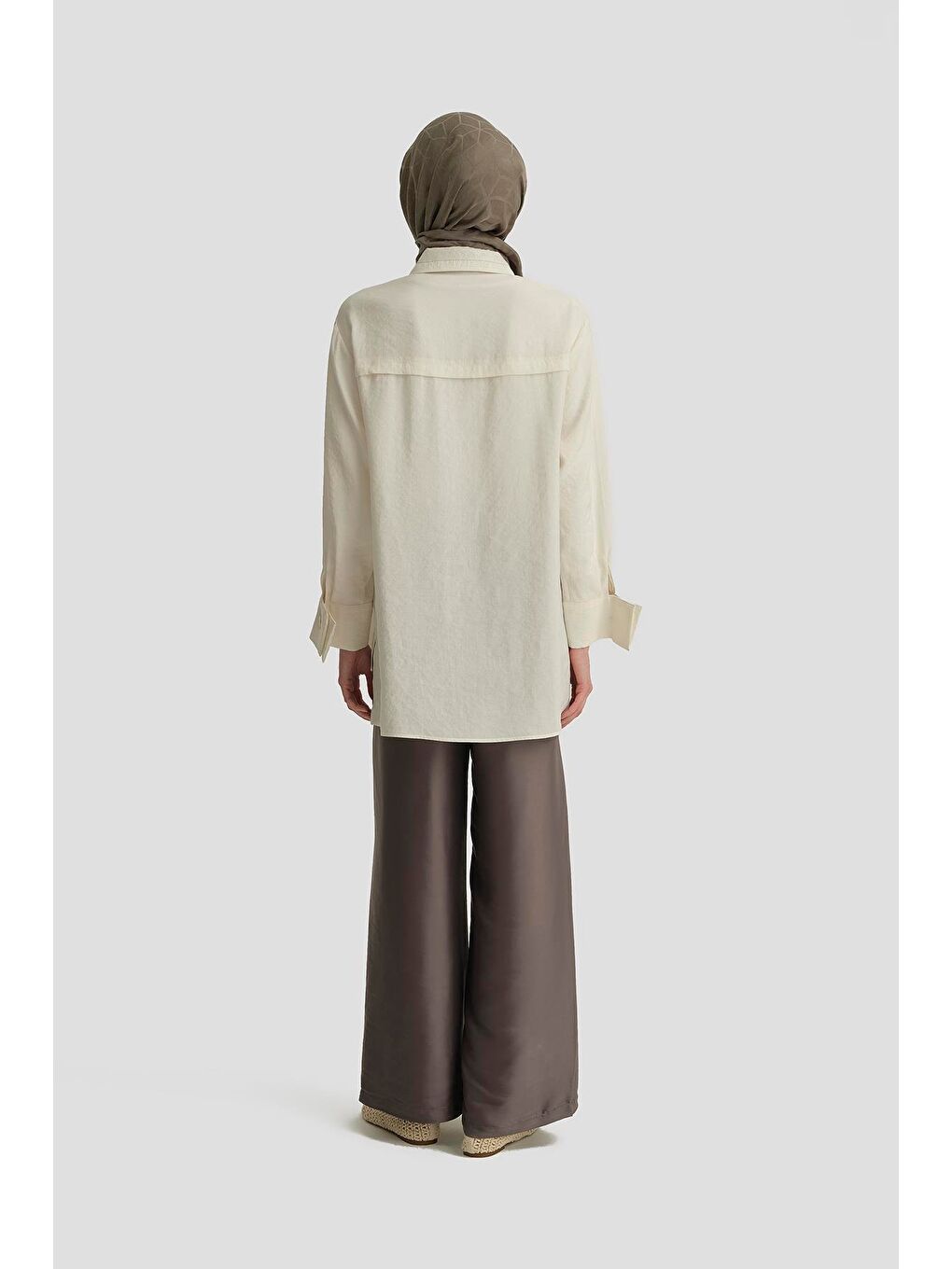 Kup Detaylı Saten Pantolon 25Y2815 Haki-2