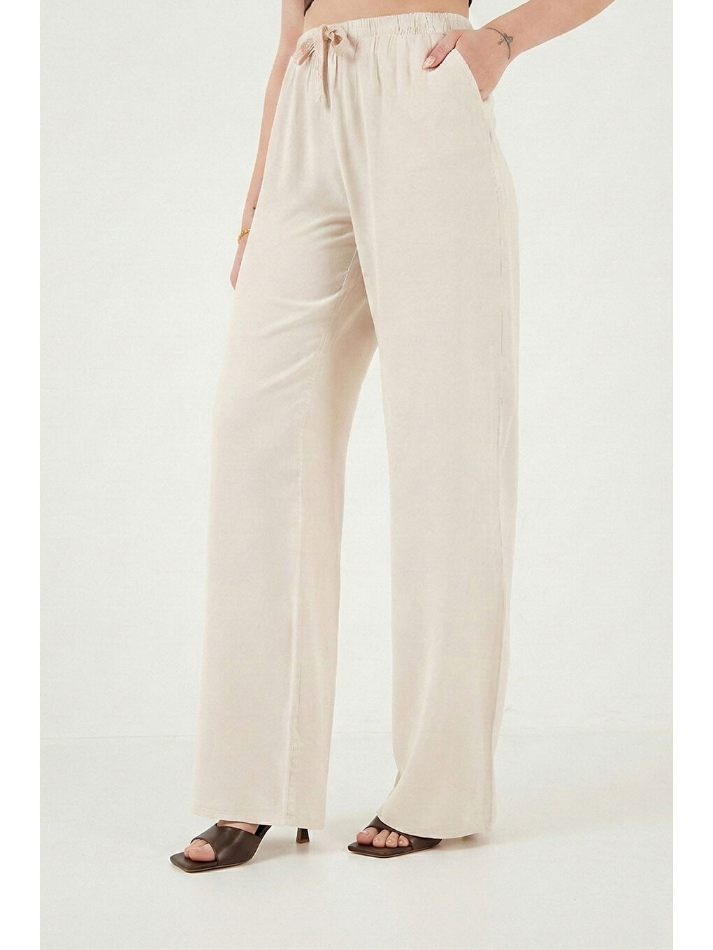 Bej Wide Leg Yüksek Bel Geniş Paça Kadın Pantolon 668YP5424-4