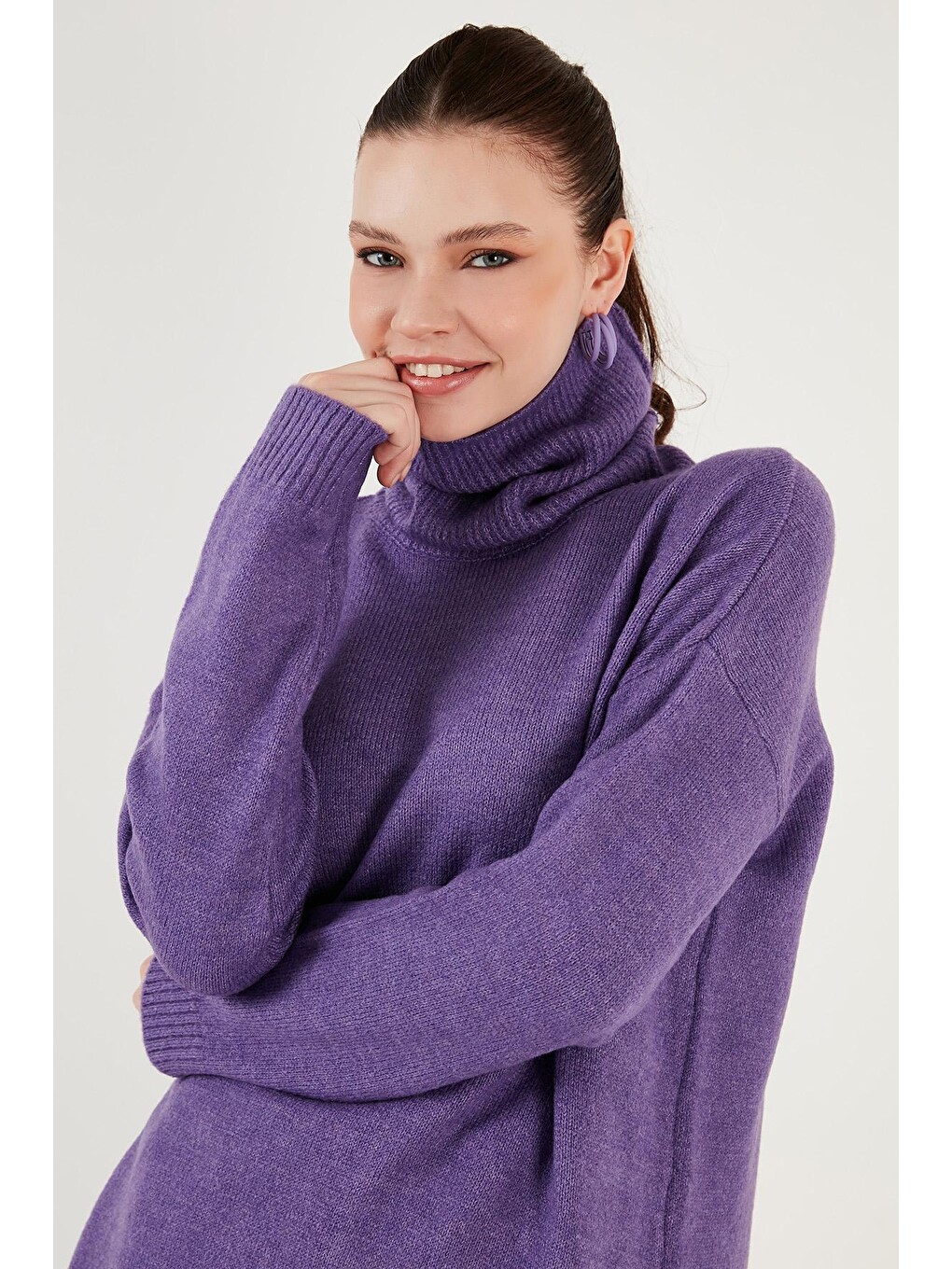 Mor Regular Fit Yanları Yırtmaçlı Boğazlı Yaka Uzun Triko Kadın Kazak 4616141y-3