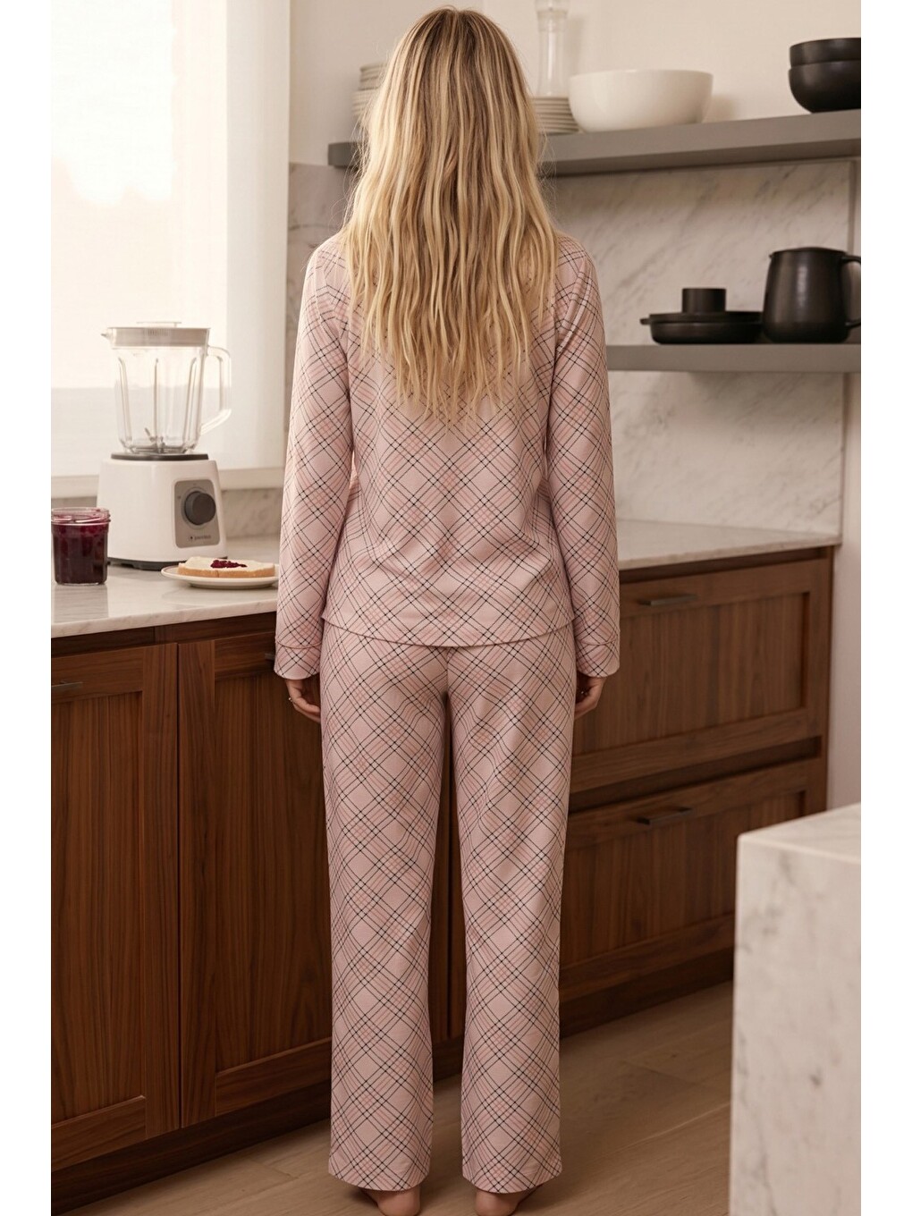 Pembe Ekose Desenli Termal Kumaşlı Ultra Soft Yumuşak Düğmeli Örme Pijama Takımı-2