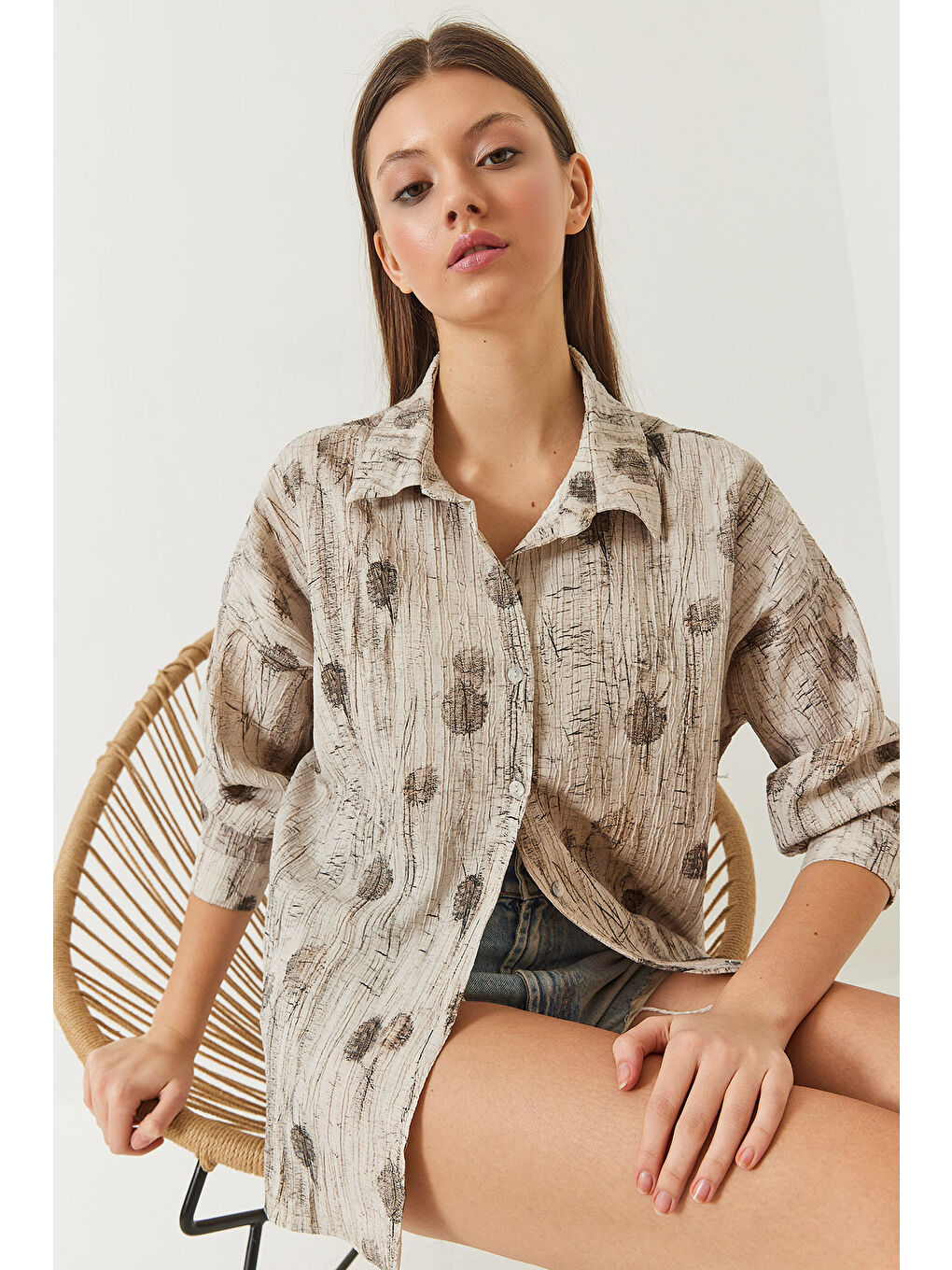 Bej Kadın Düşük Omuz Empirme Oversize Gömlek-1