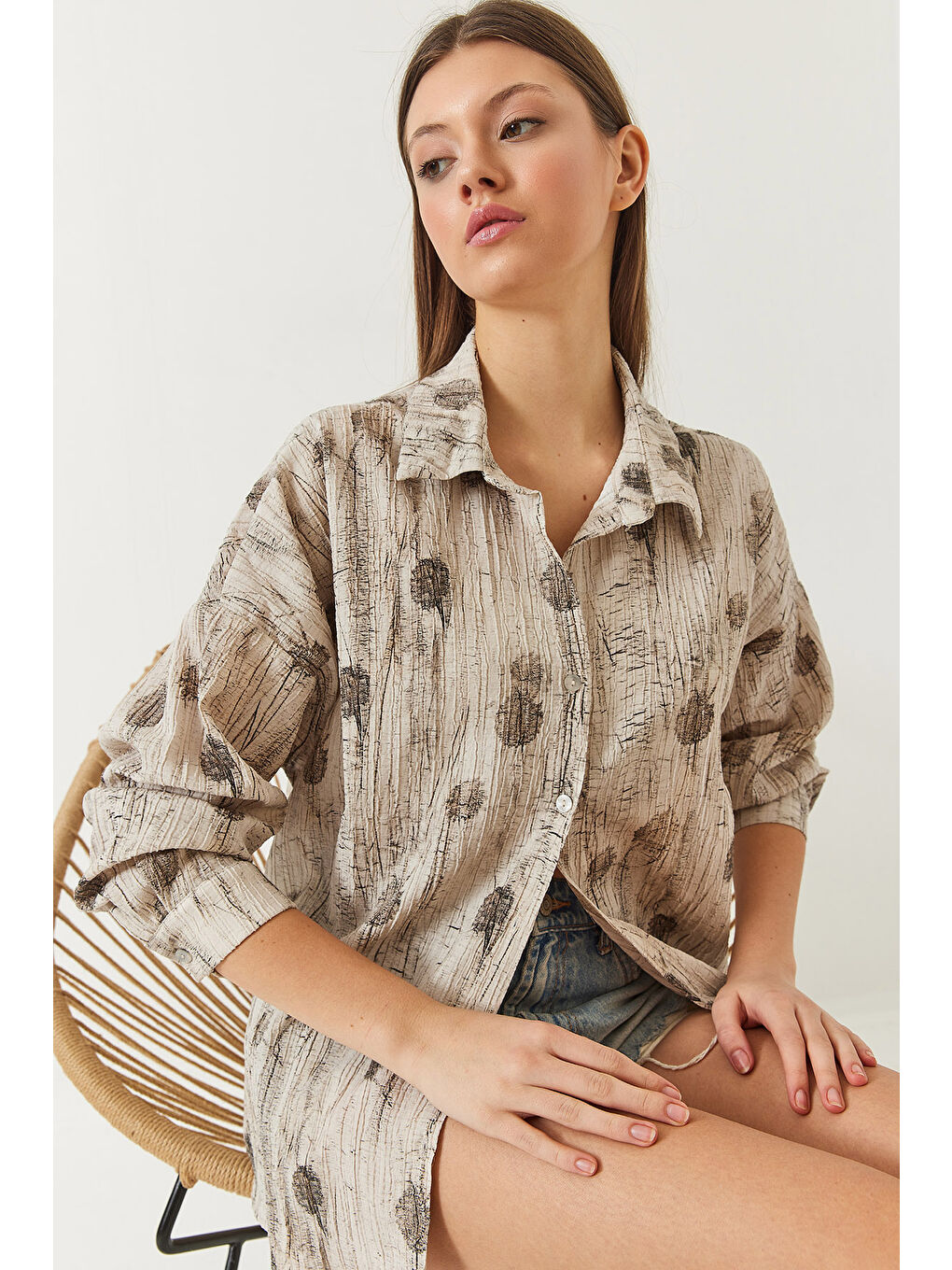 Bej Kadın Düşük Omuz Empirme Oversize Gömlek-2