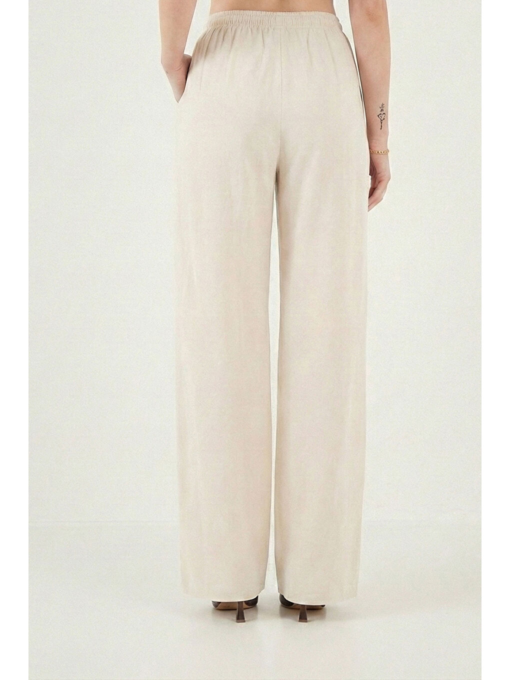 Bej Wide Leg Yüksek Bel Geniş Paça Kadın Pantolon 668YP5424-5