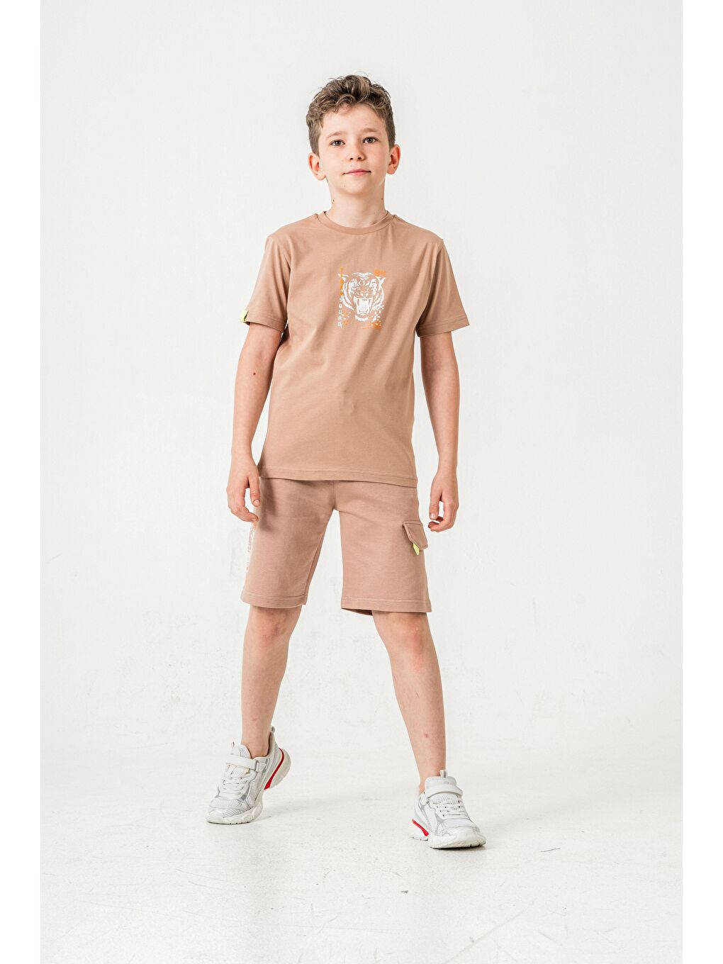 Bej Ust On Baskılı Kol Ucu Balıksırtlı Erkek Çocuk Şort - Tişört Takımı-2